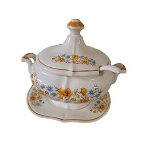 Soup Tureen Ladle Plate Lid Vintage Floral Design 70s Collectable 4 Piece Japan